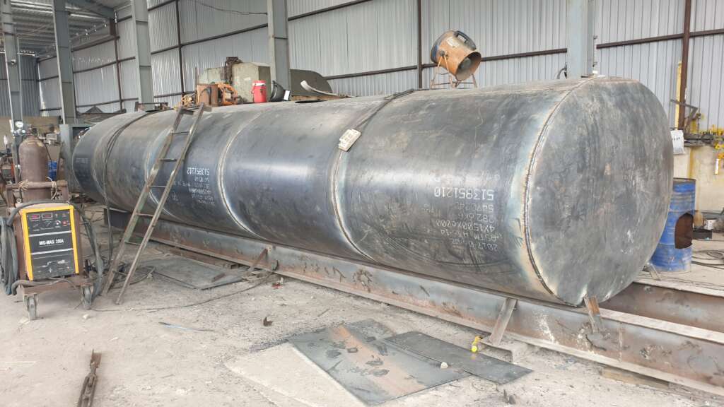 gia công thân bồn